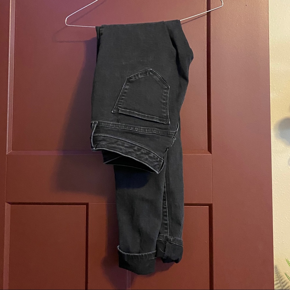 Black Skinny Jeans